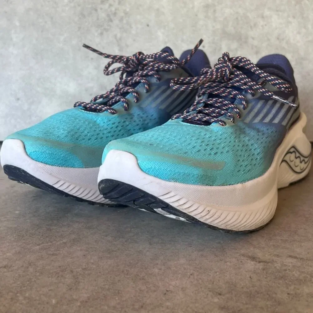 Saucony Women's Endorphin Shift 3 8.5 blue ombre running shoes sneakers athletic
